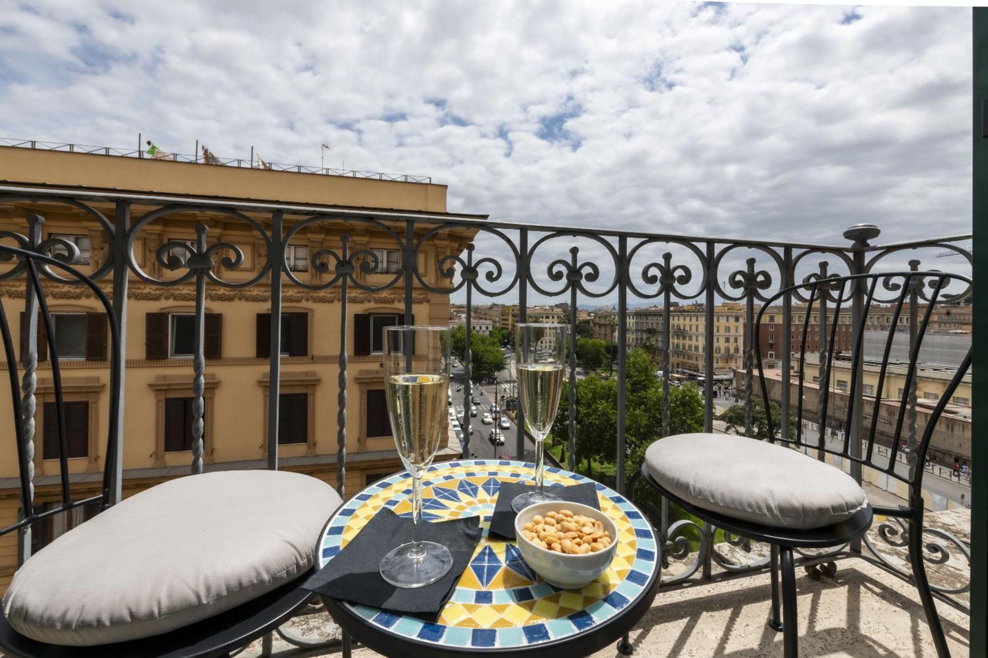 St Peter Twelve Bed and Breakfast Ρώμη Εξωτερικό φωτογραφία