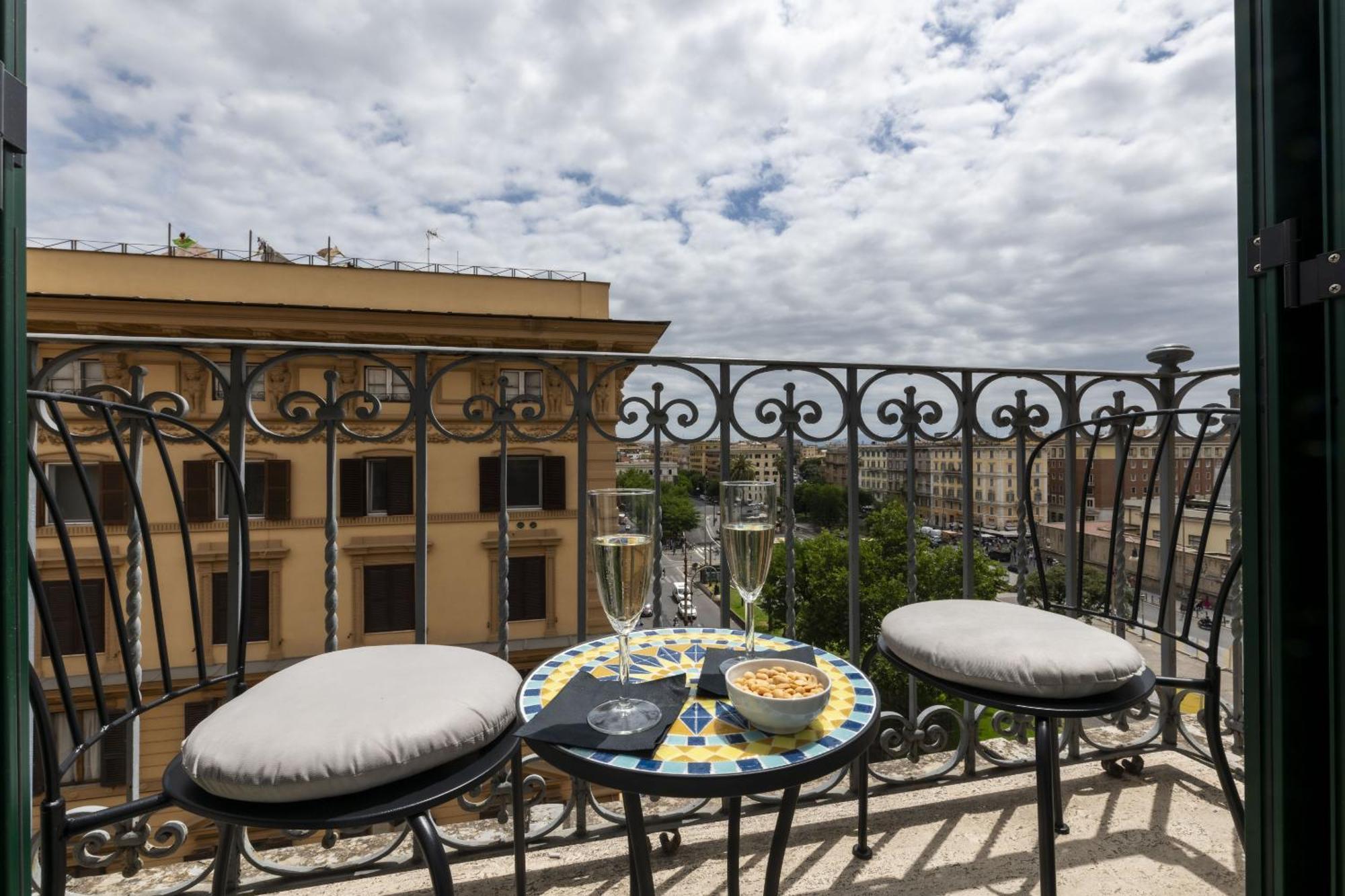 St Peter Twelve Bed and Breakfast Ρώμη Εξωτερικό φωτογραφία